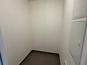 Pronájem bytu 2+kk, Praha - Libeň, Kurta Konráda, 72 m2