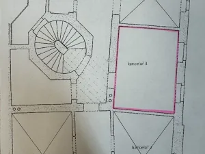 Pronájem kanceláře, Kroměříž, Husovo náměstí, 21 m2