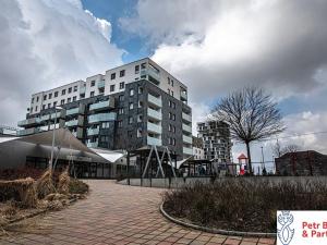 Pronájem bytu 2+kk, Praha - Stodůlky, náměstí Junkových, 49 m2