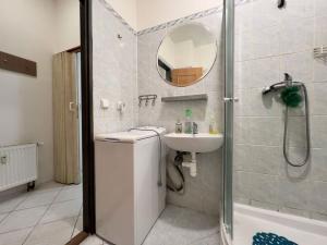 Pronájem bytu 2+kk, Praha - Smíchov, U Santošky, 45 m2
