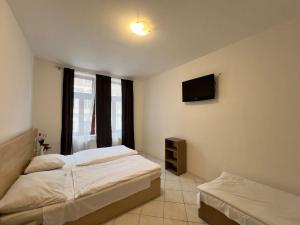 Pronájem bytu 2+kk, Praha - Smíchov, U Santošky, 45 m2