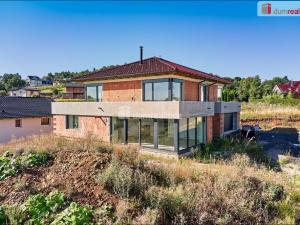 Prodej rodinného domu, Jenišov - Pod Rohem, V Oblouku, 340 m2