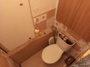 Prodej bytu 2+1, Chvaletice, Kolínská, 63 m2
