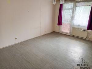 Prodej bytu 2+1, Chvaletice, Kolínská, 63 m2
