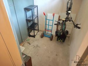 Prodej bytu 2+1, Chvaletice, Kolínská, 63 m2