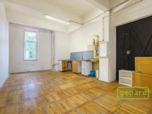 Prodej výrobních prostor, Aš, Tyršova, 4500 m2