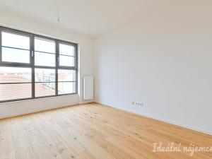 Pronájem bytu 1+kk, Brno, Bratislavská, 25 m2