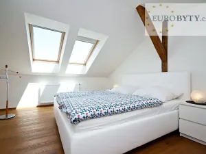 Pronájem bytu 4+kk, Praha - Nové Město, Stárkova, 165 m2