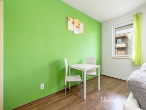 Pronájem bytu 2+kk, Praha - Háje, Stříbrského, 59 m2