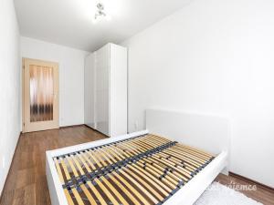 Pronájem bytu 2+kk, Praha - Háje, Stříbrského, 59 m2