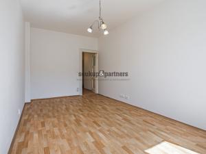 Prodej bytu 2+1, Praha - Smíchov, Plzeňská, 62 m2