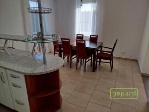 Pronájem rodinného domu, Římov, Na Hájcích, 172 m2