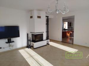 Pronájem rodinného domu, Římov, Na Hájcích, 172 m2
