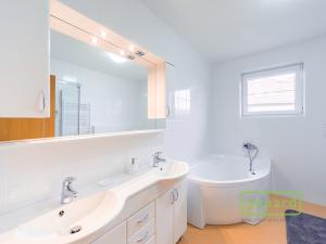 Pronájem rodinného domu, Římov, Na Hájcích, 172 m2
