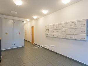 Pronájem bytu 2+kk, Praha - Kbely, Herlíkovická, 53 m2