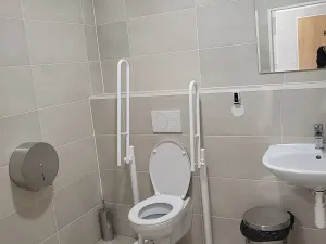 Pronájem restaurace, Praha - Letňany, 110 m2