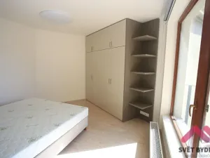 Pronájem bytu 2+kk, Praha - Nusle, Ctiradova, 60 m2