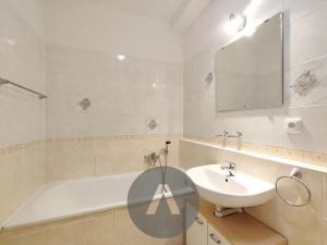 Pronájem bytu 1+kk, Brno, Zderadova, 28 m2