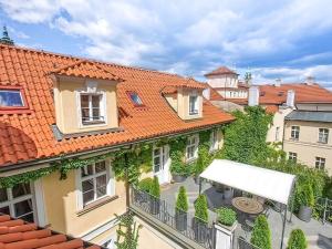 Pronájem bytu 2+1, Praha - Malá Strana, Vlašská, 69 m2