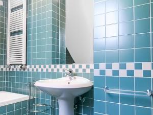 Pronájem bytu 3+kk, Praha - Nové Město, Odborů, 100 m2