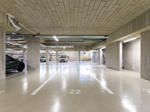 Pronájem garážového stání, Praha - Modřany, Vorařská, 5 m2