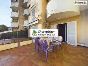 Prodej bytu 2+kk, Novi Vinodolski, Chorvatsko, 44 m2