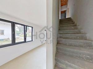 Prodej bytu 3+kk, Praha - Újezd nad Lesy, Lišická, 73 m2