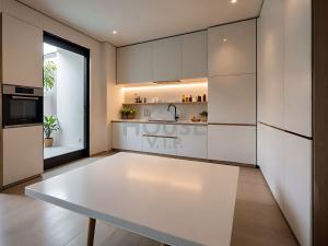 Prodej bytu 3+kk, Praha - Újezd nad Lesy, Lišická, 73 m2