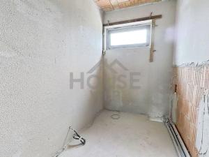 Prodej bytu 3+kk, Praha - Újezd nad Lesy, Lišická, 73 m2