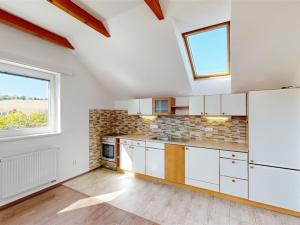 Pronájem bytu 2+kk, Králův Dvůr - Počaply, Trubínská, 56 m2