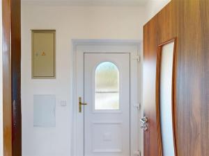 Pronájem bytu 2+kk, Králův Dvůr - Počaply, Trubínská, 56 m2