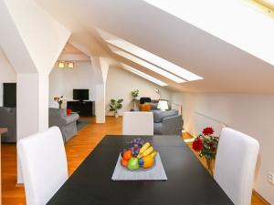 Pronájem bytu 3+kk, Praha - Vinohrady, Sázavská, 105 m2