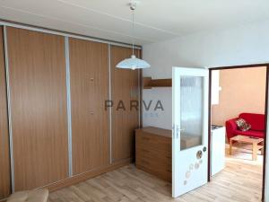 Pronájem bytu 1+1, Plzeň - Doudlevce, Heyrovského, 36 m2