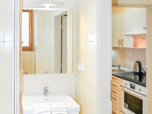 Pronájem bytu 1+1, Praha - Vinohrady, Máchova, 40 m2