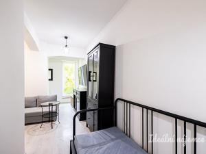 Pronájem bytu 1+kk, Praha - Holešovice, Jankovcova, 32 m2