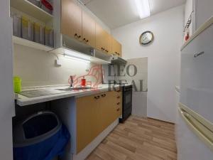 Pronájem bytu 1+kk, Praha - Řepy, Mrkvičkova, 36 m2