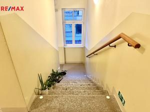 Pronájem bytu 2+kk, Karlovy Vary, Moskevská, 40 m2