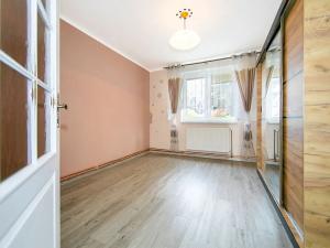 Prodej bytu 3+1, Šťáhlavy, Komenského, 63 m2