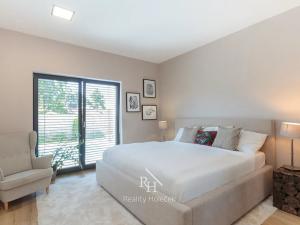 Prodej rodinného domu, Dolany, 160 m2