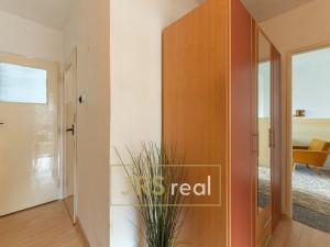 Prodej bytu 2+1, Brno, Spojovací, 50 m2