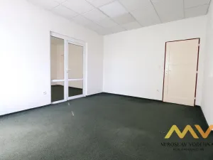 Pronájem kanceláře, Hradec Králové - Slezské Předměstí, Bieblova, 35 m2