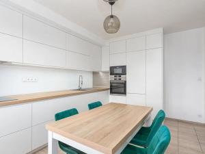 Pronájem bytu 3+1, Praha - Vršovice, Rostovská, 79 m2