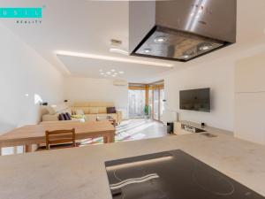Pronájem bytu 4+kk, Olomouc - Nové Sady, Českobratrská, 151 m2