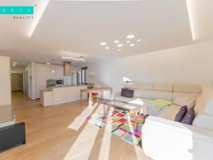 Pronájem bytu 4+kk, Olomouc - Nové Sady, Českobratrská, 151 m2