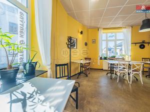 Pronájem restaurace, Říčany, Masarykovo nám., 114 m2