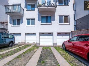 Prodej bytu 2+kk, Praha - Hlubočepy, Chlupáčova, 53 m2
