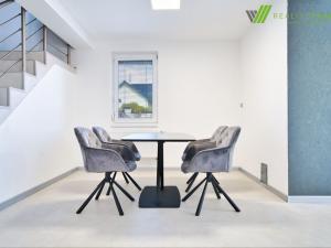 Prodej rodinného domu, Lužice, 190 m2