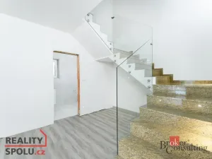 Prodej rodinného domu, Všestary, 120 m2