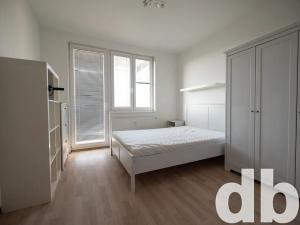 Pronájem bytu 3+kk, Karlovy Vary, Nejdlova, 80 m2