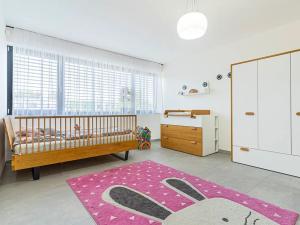 Prodej vily, Praha - Újezd nad Lesy, Pilovská, 311 m2